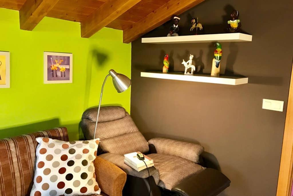 Tranquila Casita De Invitados En Vigo Con Chimenea Buitenkant foto